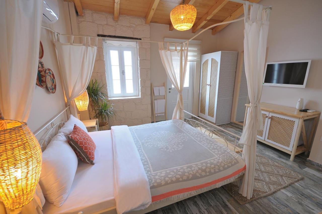 Hera Hotels Alacati Кешме Экстерьер фото