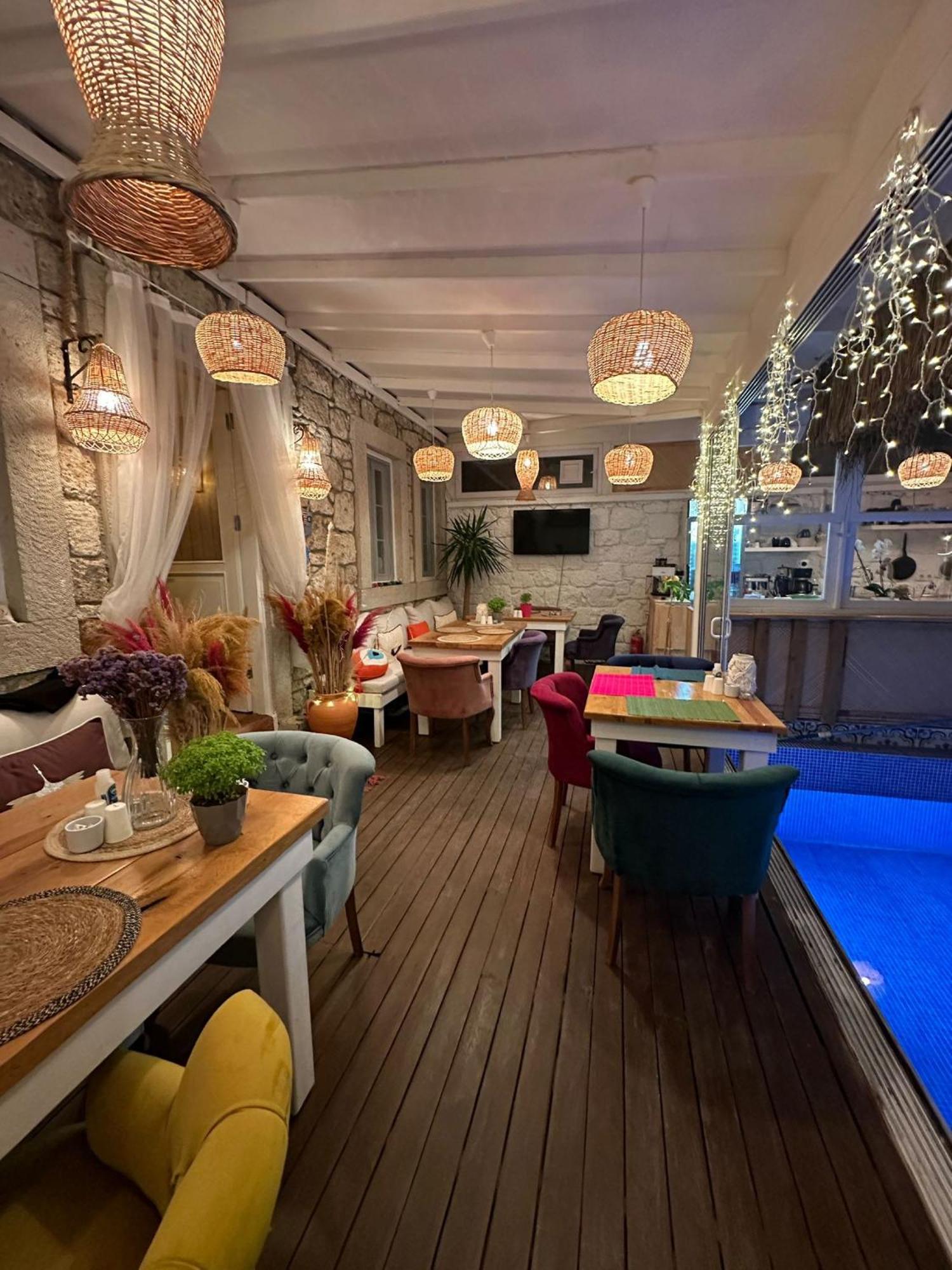 Hera Hotels Alacati Кешме Экстерьер фото