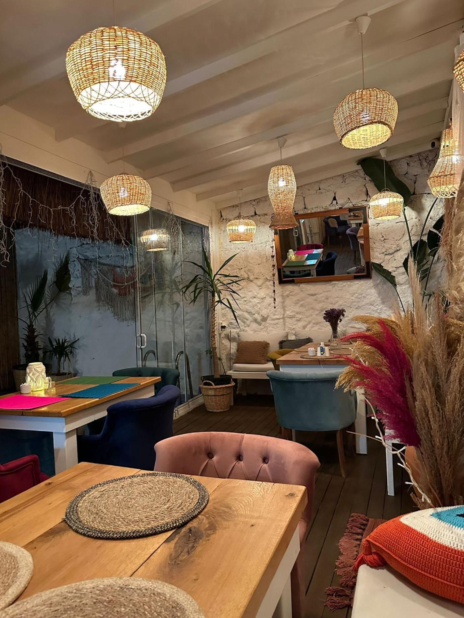 Hera Hotels Alacati Кешме Экстерьер фото