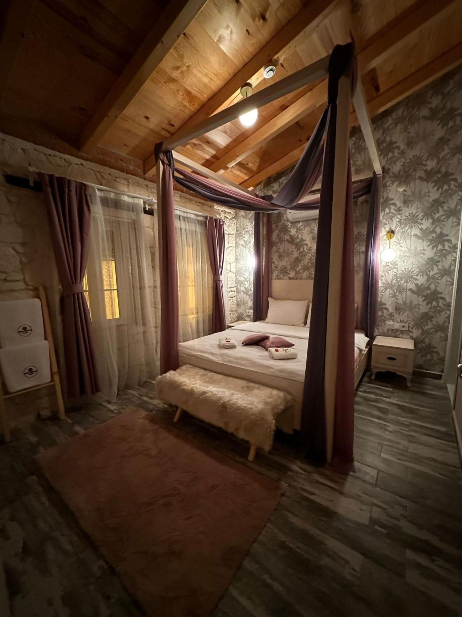 Hera Hotels Alacati Кешме Экстерьер фото